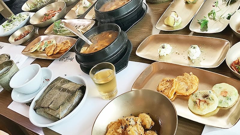 韓国料理と高麗人参酒