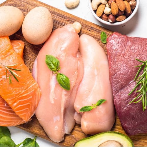 たんぱく質を含む食材（鶏肉・魚・大豆製品など）